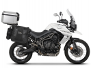 Kompletní sada bočních adventure brašen SHAD TERRA TR40 a hliníkového 55L vrchního kufru, včetně mon SHAD TRIUMPH Tiger 800