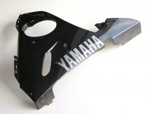 levá kapotáž spodní díl černá Yamaha YZF R6 05